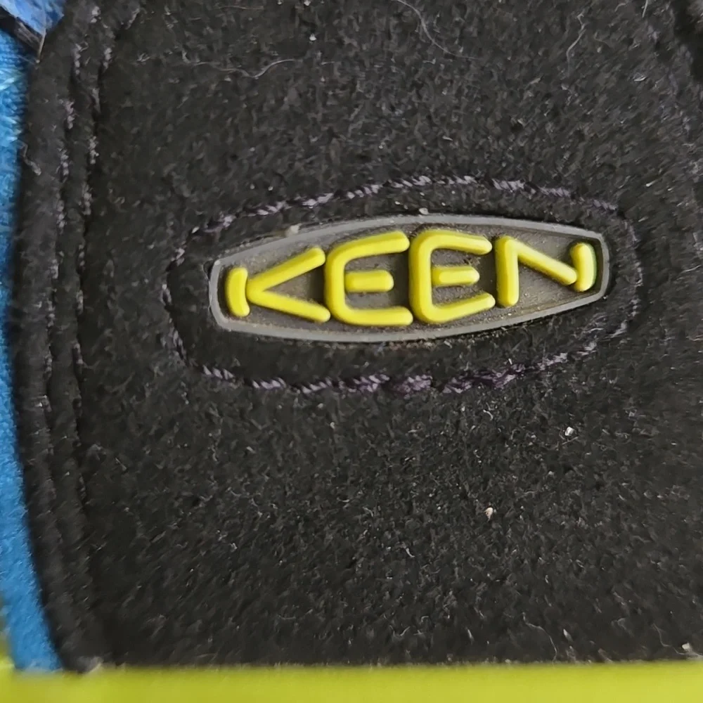 Keen Blue/Black Water Shoes, Kids Size 3, Great Condition